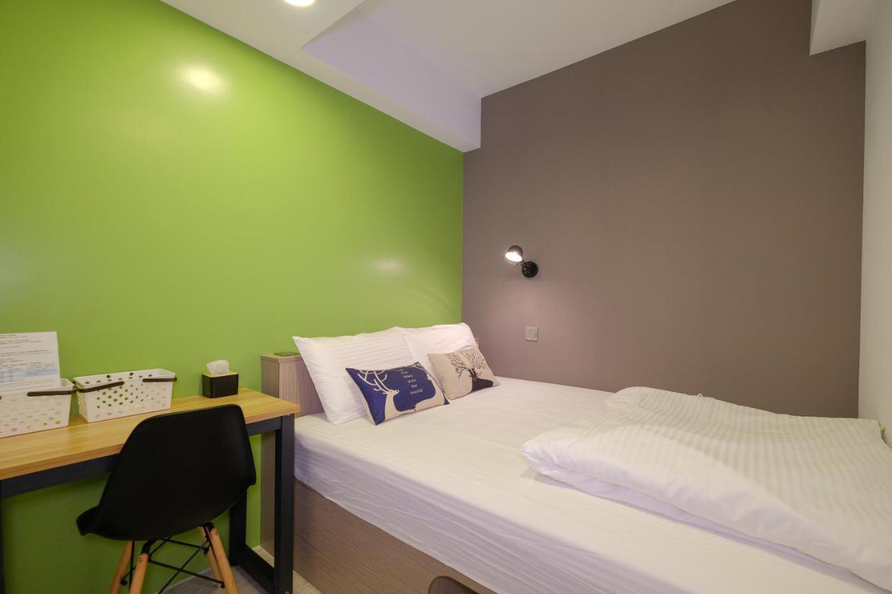 Flyinn Hostel Kaohsiung Eksteriør bilde