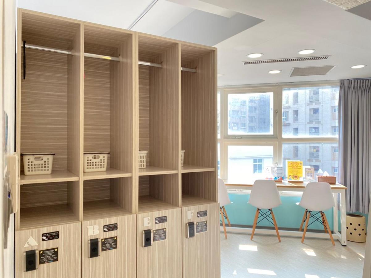 Flyinn Hostel Kaohsiung Eksteriør bilde