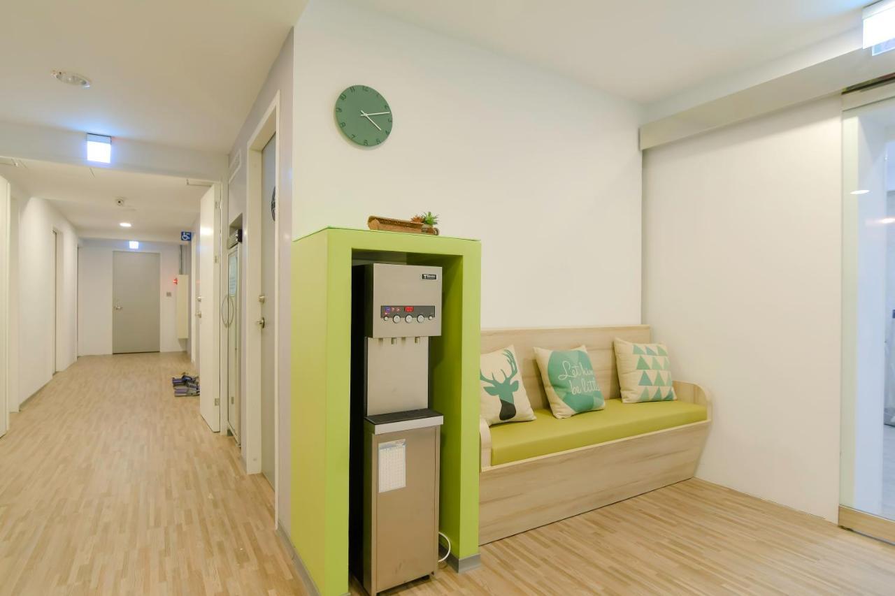 Flyinn Hostel Kaohsiung Eksteriør bilde