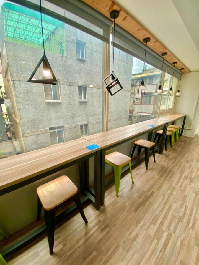 Flyinn Hostel Kaohsiung Eksteriør bilde